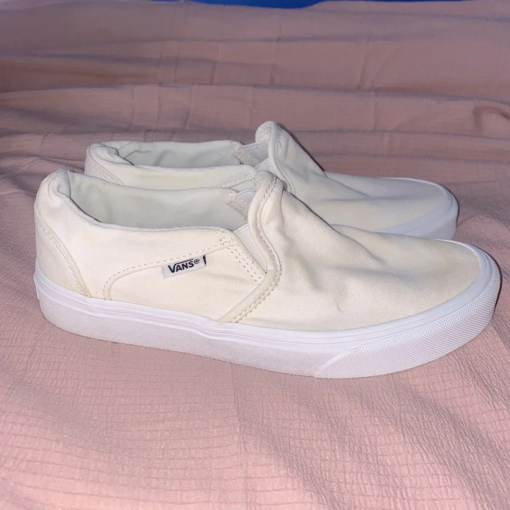 womens vans - Picture 1 of 4